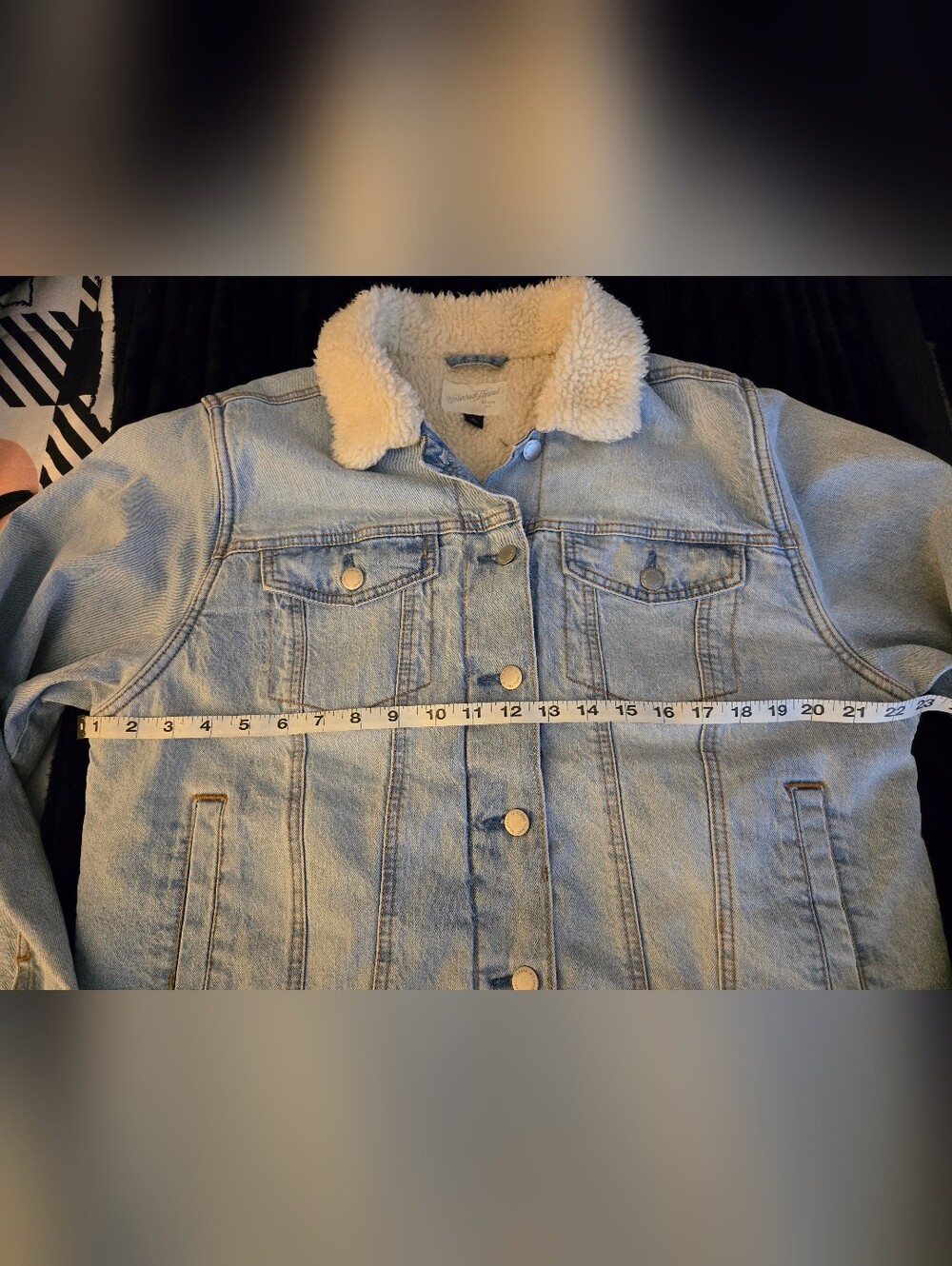 Universal Thread Faux Sherpa Collar Lining Denim Jacket Blue Unisex XL EUC - Picture 10 of 13